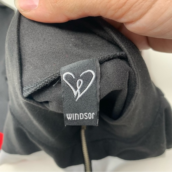 Zip Up Long Sleeved Bodysuit - Picture 5 of 6